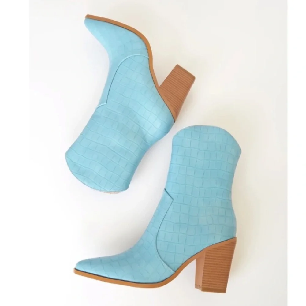 Blue Crocodile-Embossed Mid-Calf High Heel Boots - Picture 4 of 4